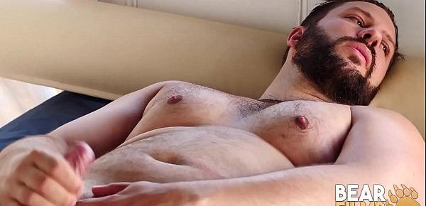  BEARFILMS Kinky Cub Adam Jones Sunbathes Before Jerking Off